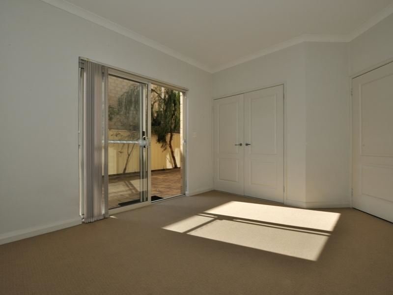 Photo - 12 Weld Street, Rockingham WA 6168 - Image 19