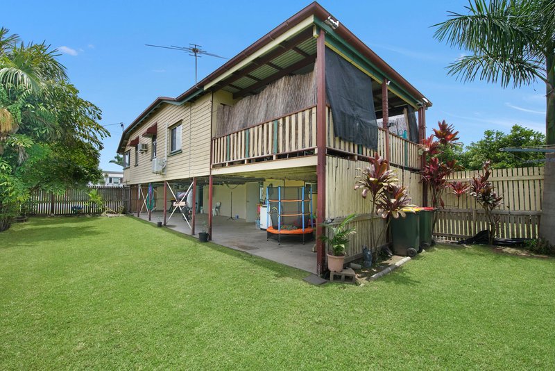 Photo - 12 Wentford Street, Mackay QLD 4740 - Image 2