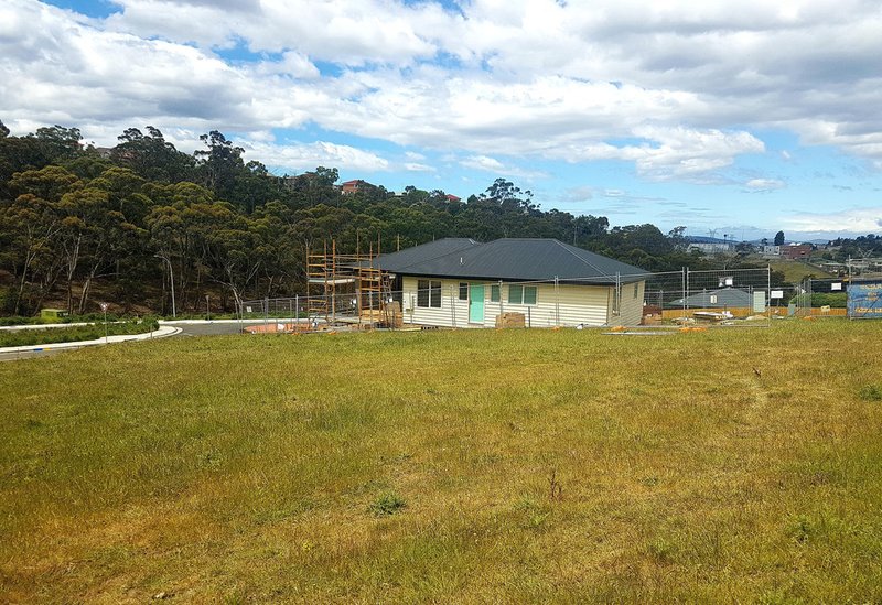 12 Westinwood Road, Lenah Valley TAS 7008