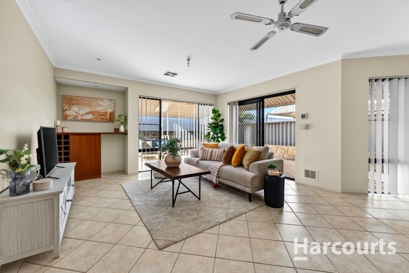 Photo - 12 Westwind Place, Currambine WA 6028 - Image 4