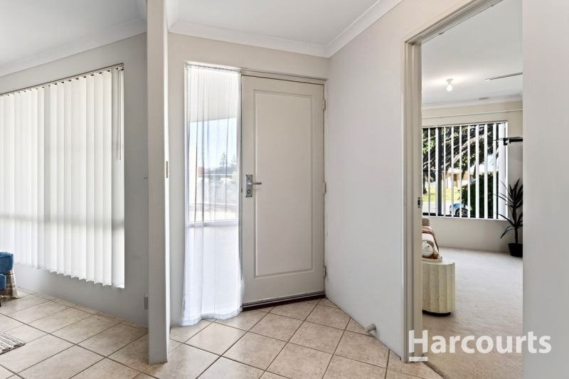 Photo - 12 Westwind Place, Currambine WA 6028 - Image 6