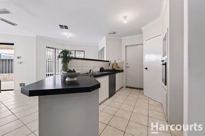 Photo - 12 Westwind Place, Currambine WA 6028 - Image 10