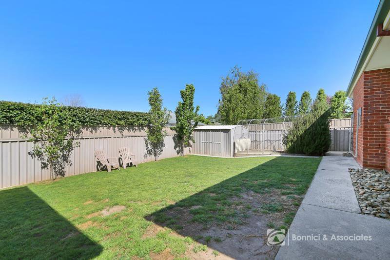 Photo - 12 Whernside Drive, Wodonga VIC 3690 - Image 26