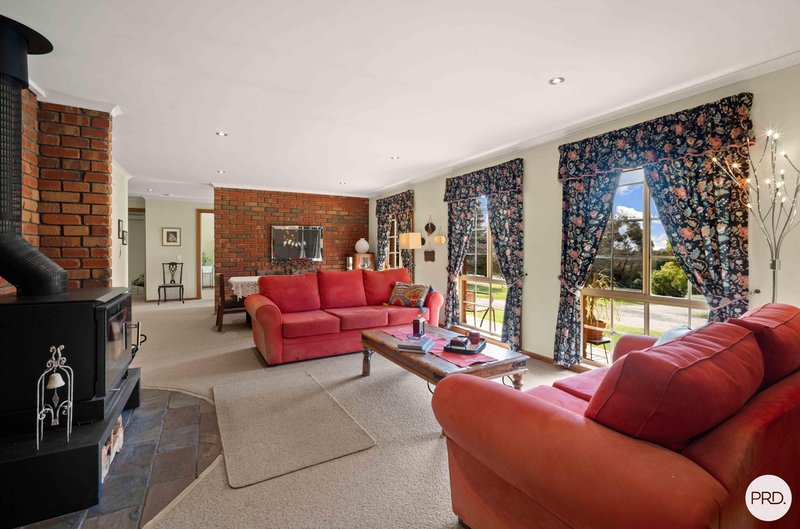 Photo - 12 White Hills Road, Creswick VIC 3363 - Image 6