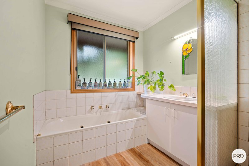 Photo - 12 White Hills Road, Creswick VIC 3363 - Image 7