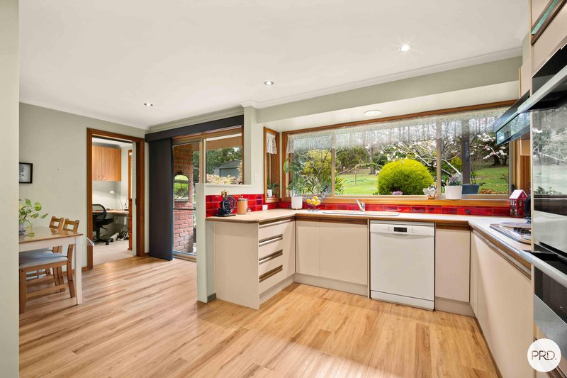 Photo - 12 White Hills Road, Creswick VIC 3363 - Image 12