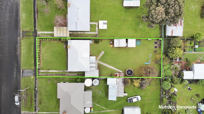 Photo - 12 White Street, Casterton VIC 3311 - Image 12