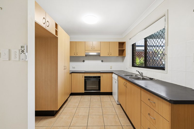 Photo - 12 Whitfield Crescent, North Lakes QLD 4509 - Image 2