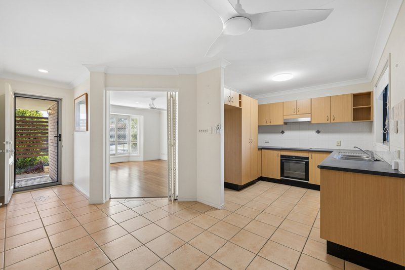 Photo - 12 Whitfield Crescent, North Lakes QLD 4509 - Image 4