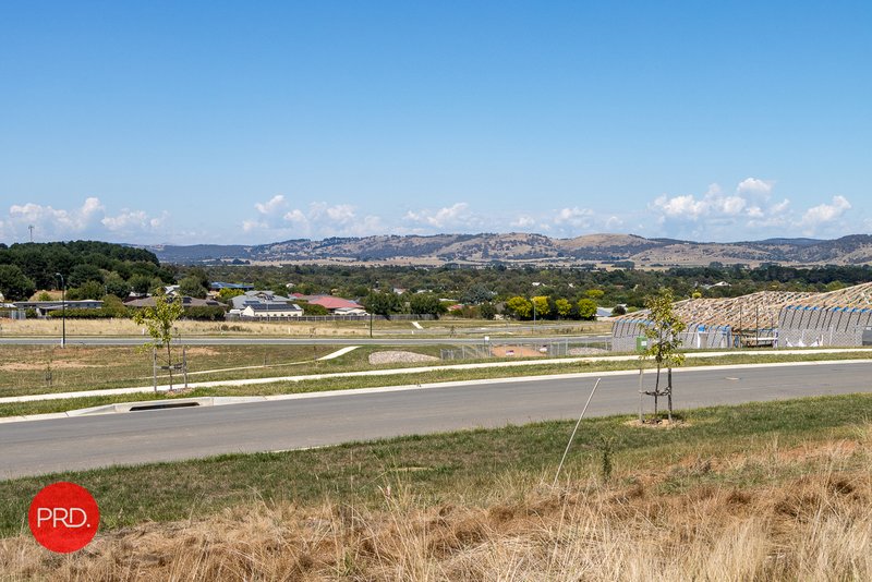 Photo - 12 Whitton Rise, Bungendore NSW 2621 - Image 9