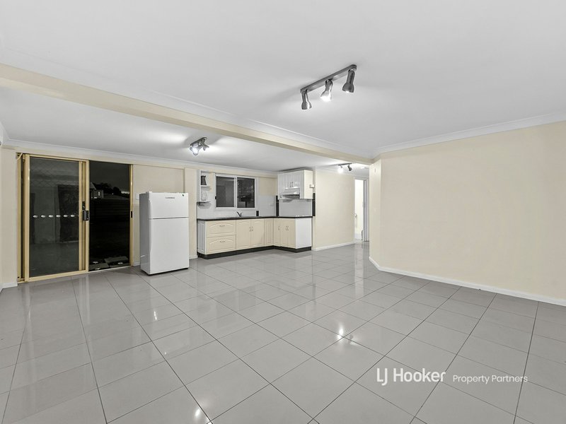 Photo - 12 Wilde Street, Kingston QLD 4114 - Image 14