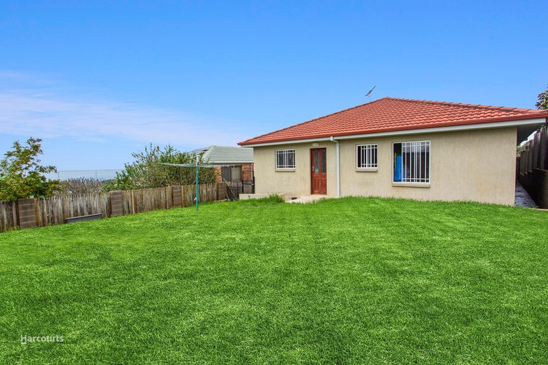 Photo - 12 Willandra Place, Koonawarra NSW 2530 - Image 16