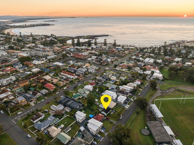 Photo - 12 William Street, Shellharbour NSW 2529 - Image 4