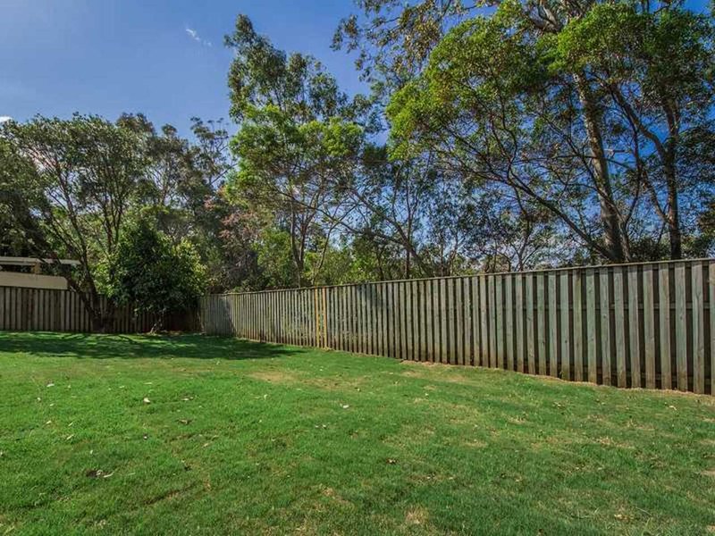 Photo - 12 Wiltshire Drive, Mudgeeraba QLD 4213 - Image 13