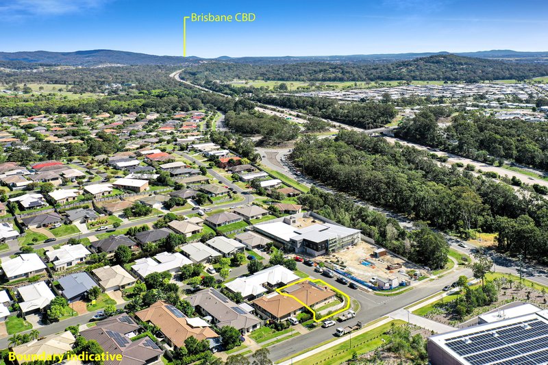 Photo - 1/2 Winchester Crescent, Pimpama QLD 4209 - Image 21