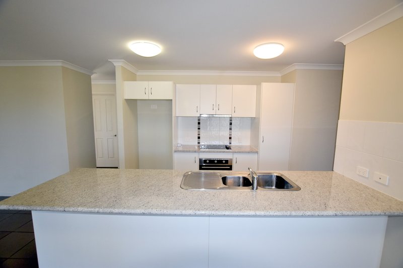 Photo - 12 Windjana Court, New Auckland QLD 4680 - Image 5