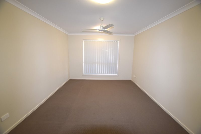 Photo - 12 Windjana Court, New Auckland QLD 4680 - Image 6