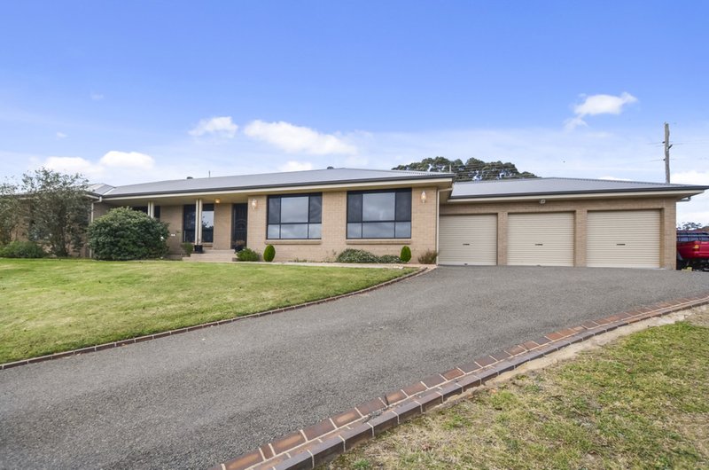 12 Windsor Crescent, Moss Vale NSW 2577