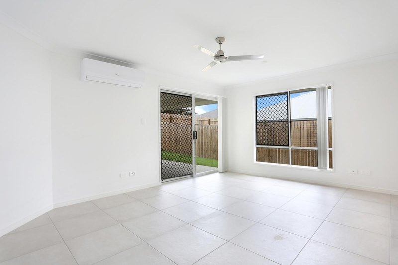 Photo - 12 Windsor Street, Flagstone QLD 4280 - Image 3