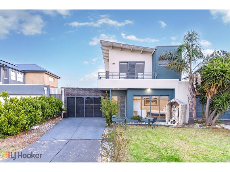 12 Wintersun Court, Roxburgh Park VIC 3064