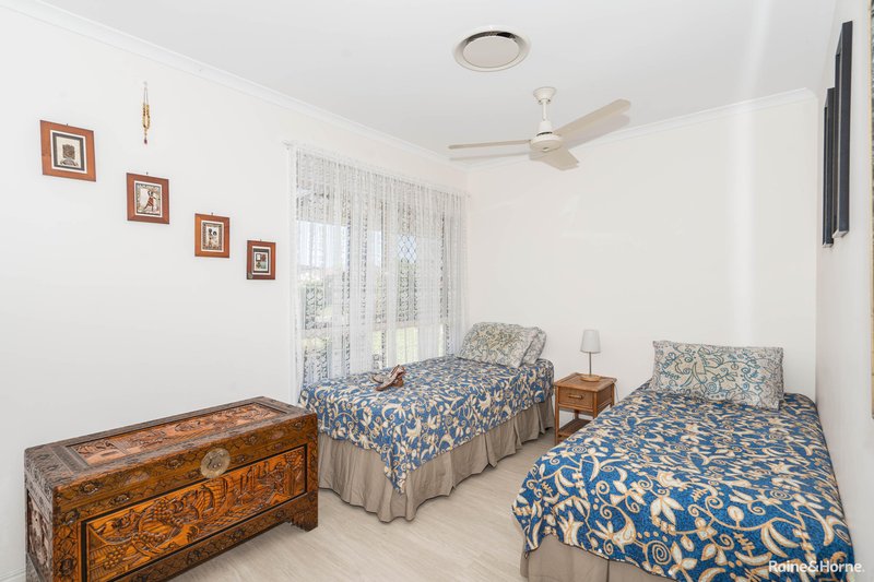 Photo - 12 Wodalla Mews, Point Vernon QLD 4655 - Image 12