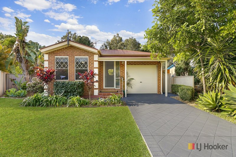 12 Woodbridge Crescent, Lake Munmorah NSW 2259