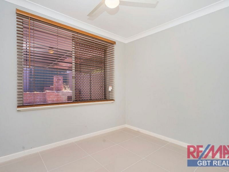 Photo - 12 Woodford Court, Koondoola WA 6064 - Image 7