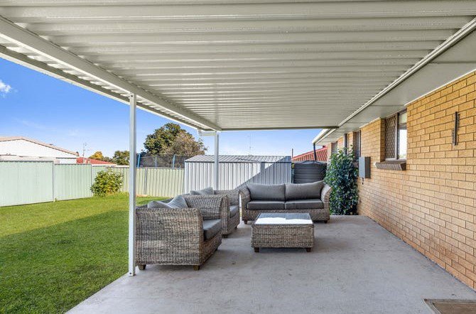 Photo - 12 Yandilla Street, Newtown QLD 4350 - Image 9