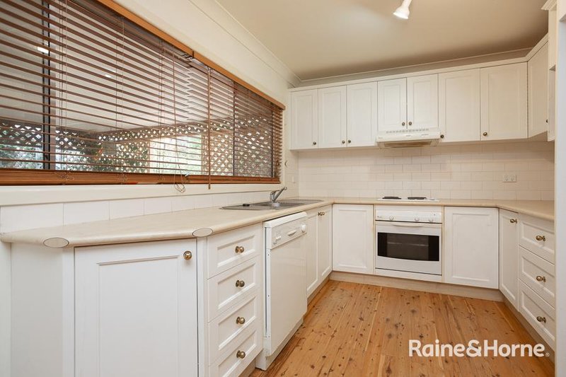 Photo - 12 Yarral Avenue, East Tamworth NSW 2340 - Image 3