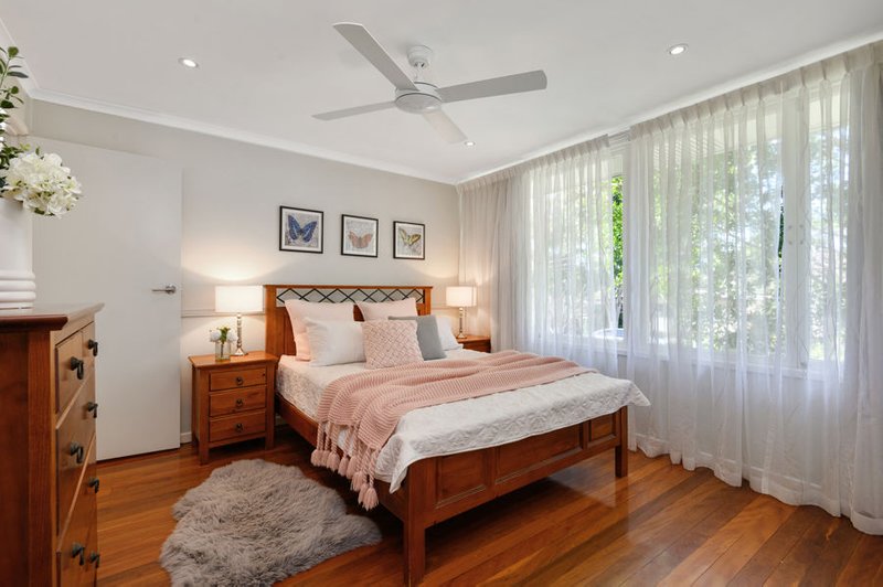 Photo - 12 Yarranabbe Street, Mount Gravatt East QLD 4122 - Image 8