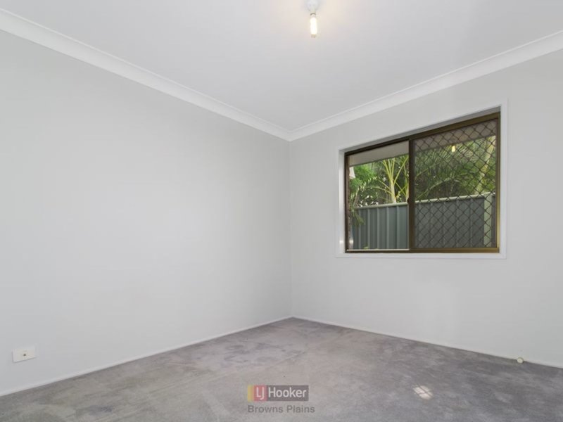 Photo - 12 Yeoman Court, Boronia Heights QLD 4124 - Image 10