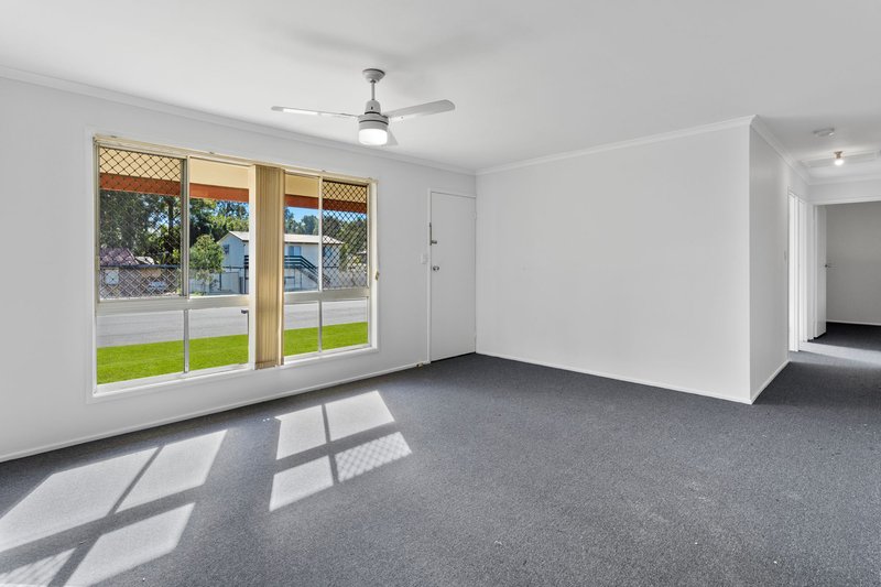 Photo - 12 Yolla Street, Eagleby QLD 4207 - Image 3