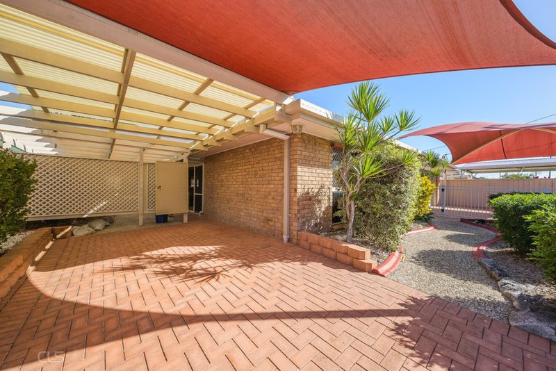 Photo - 12 Yorkshire Drive, Banksia Beach QLD 4507 - Image 3