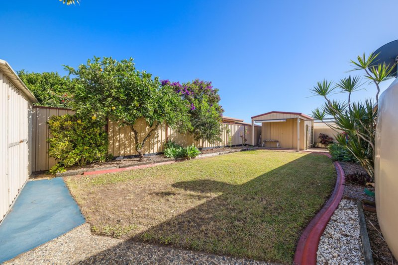 Photo - 12 Yorkshire Drive, Banksia Beach QLD 4507 - Image 21