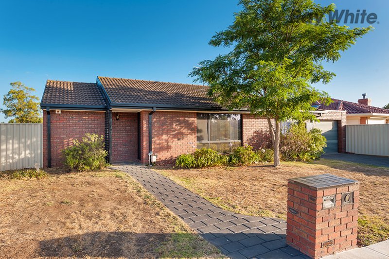 1/2 Young Court, Delahey VIC 3037