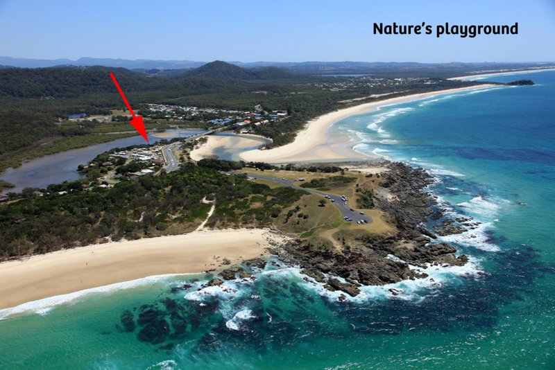 Photo - 12 Young Street, Hastings Point NSW 2489 - Image 2