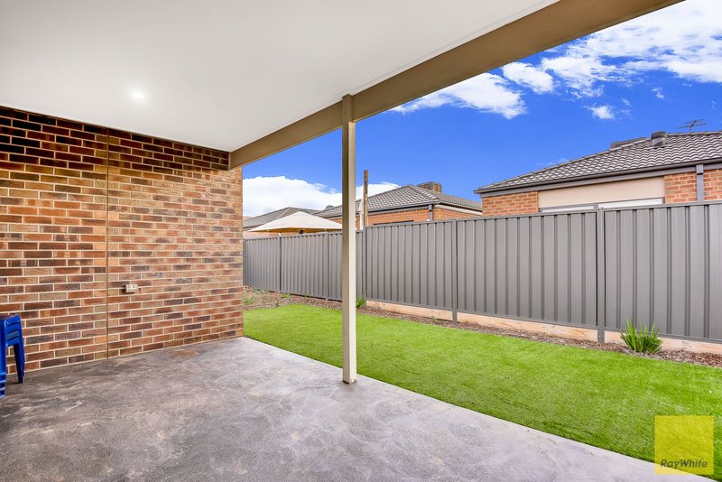 Photo - 12 Zambezi Street, Tarneit VIC 3029 - Image 11