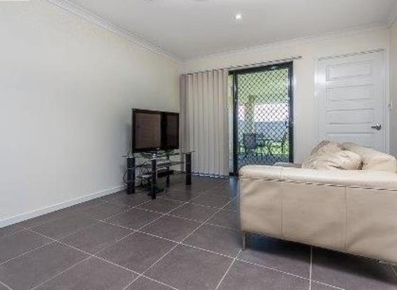 Photo - 12 Zircon Place, Mango Hill QLD 4509 - Image 7