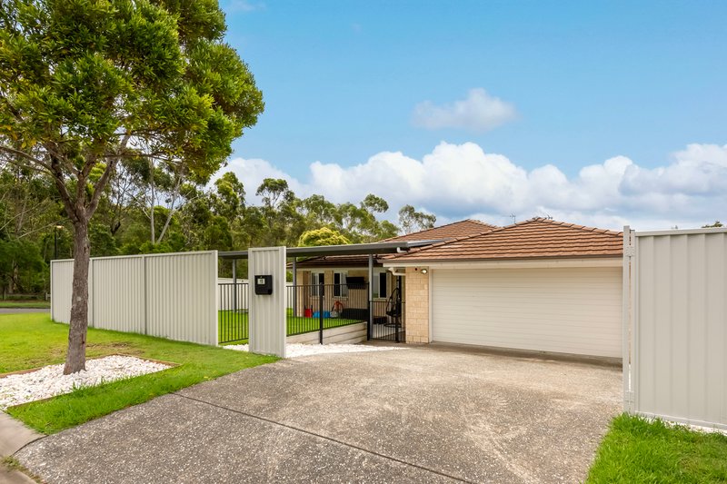 Photo - 1/20 Aldgate Crescent, Pacific Pines QLD 4211 - Image 2