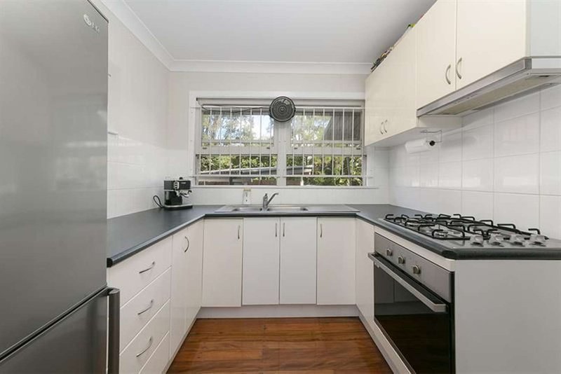 Photo - 1/20 Allamanda Street, Fairfield QLD 4103 - Image 3