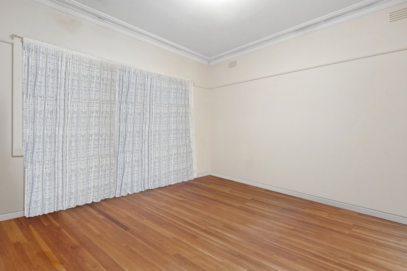 Photo - 1/20 Arndell Street, Thomastown VIC 3074 - Image 5