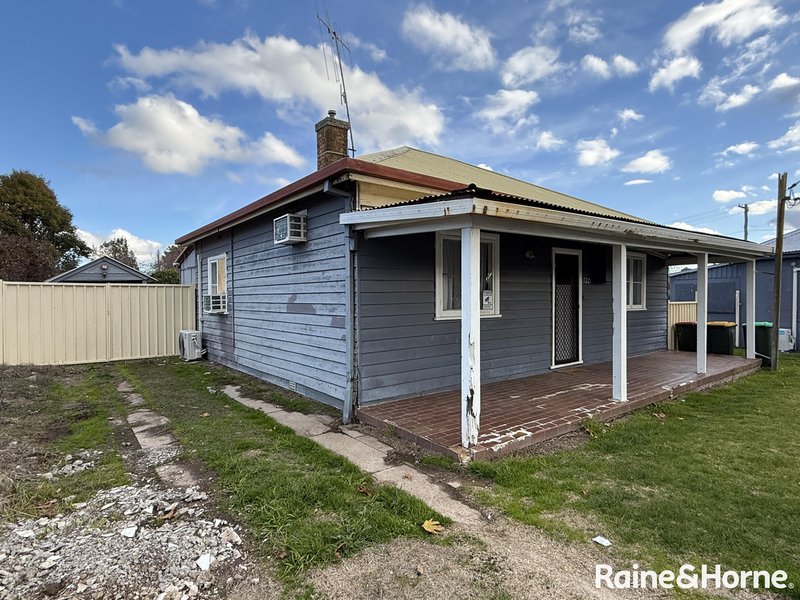 Photo - 120 Bathurst Road, Orange NSW 2800 - Image 2