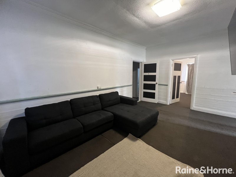 Photo - 120 Bathurst Road, Orange NSW 2800 - Image 4