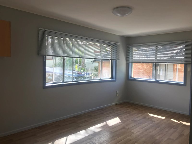 Photo - 1/20 Bruce Street, Chermside QLD 4032 - Image 4