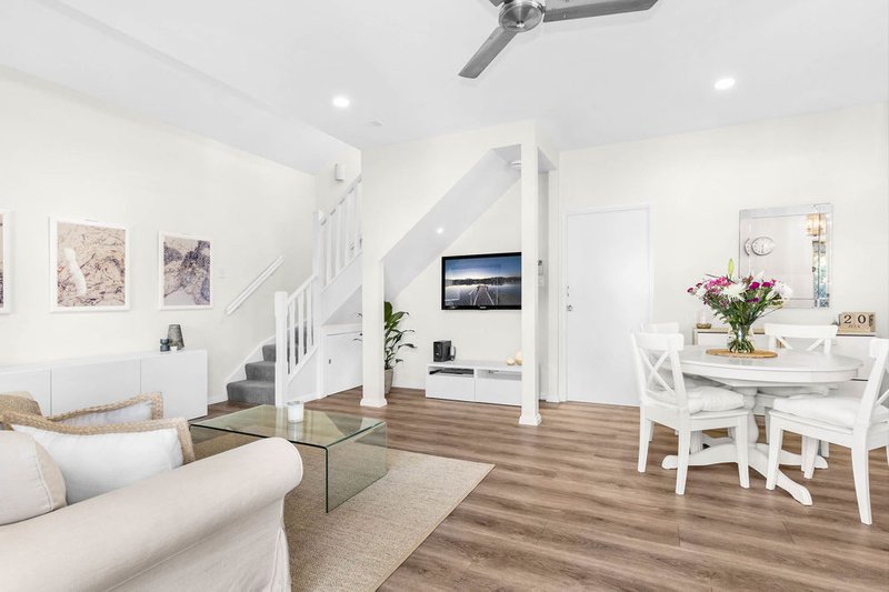 Photo - 1/20 Cambridge Street, Bulimba QLD 4171 - Image 8