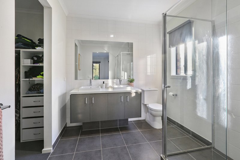 Photo - 120 Canterbury Road West , Lara VIC 3212 - Image 6