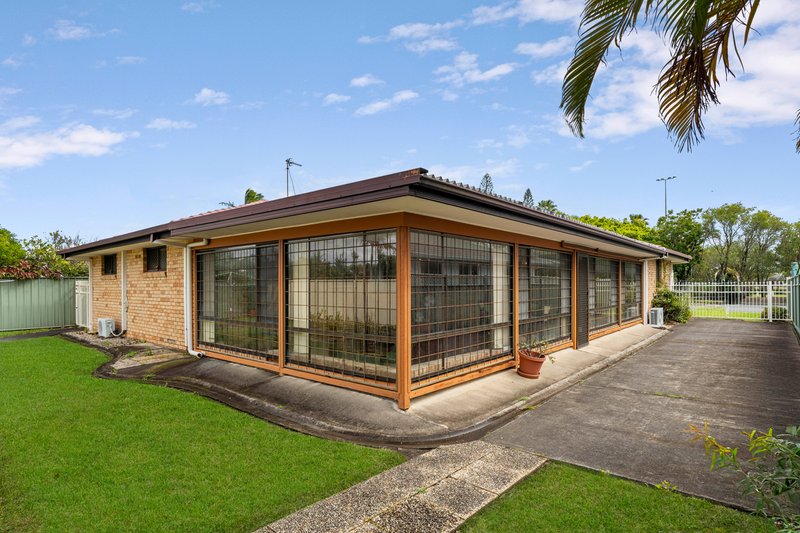 Photo - 120 Christine Avenue, Burleigh Waters QLD 4220 - Image 17