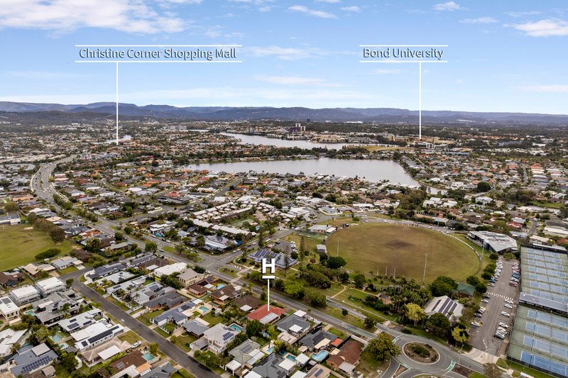 Photo - 120 Christine Avenue, Burleigh Waters QLD 4220 - Image 20