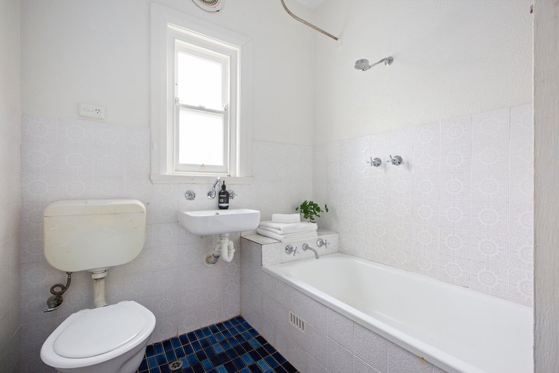 Photo - 1/20 Cove Avenue, Manly NSW 2095 - Image 10