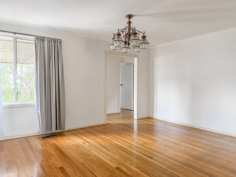 Photo - 120 Darebin Drive, Thomastown VIC 3074 - Image 4